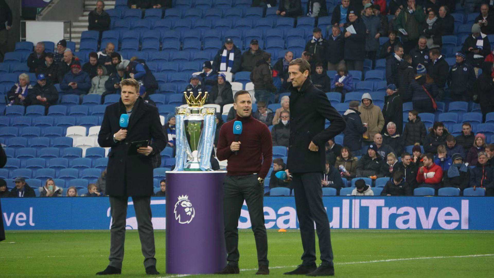 通常依赖于 通常依赖于